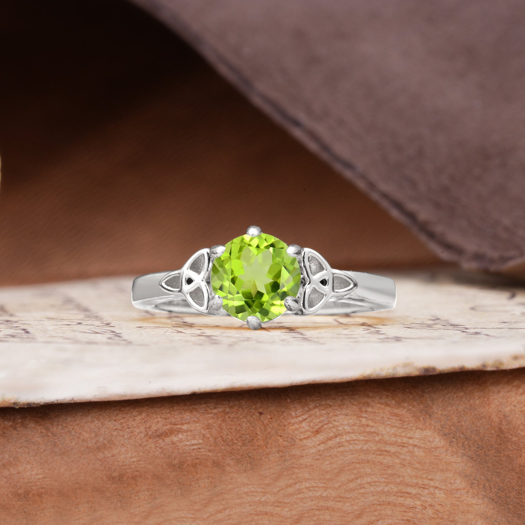 Unique Luxurious 4-Prong Oval Cut Peridot Engagement Ring - Additional view