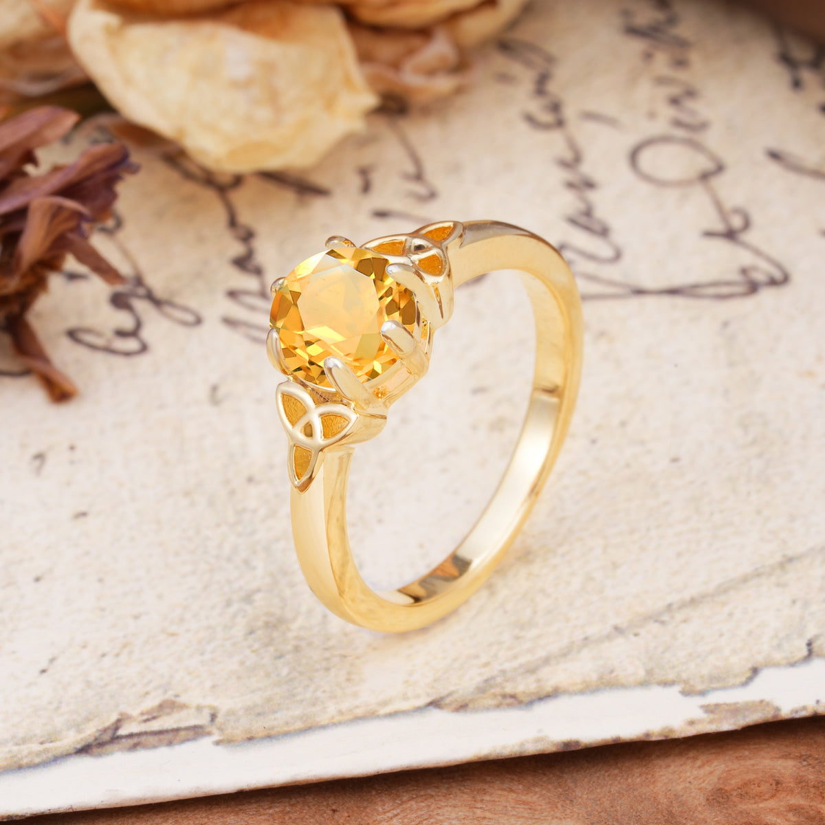Unique Luxurious 4-Prong Oval Cut Citrine Engagement Ring - Additional view