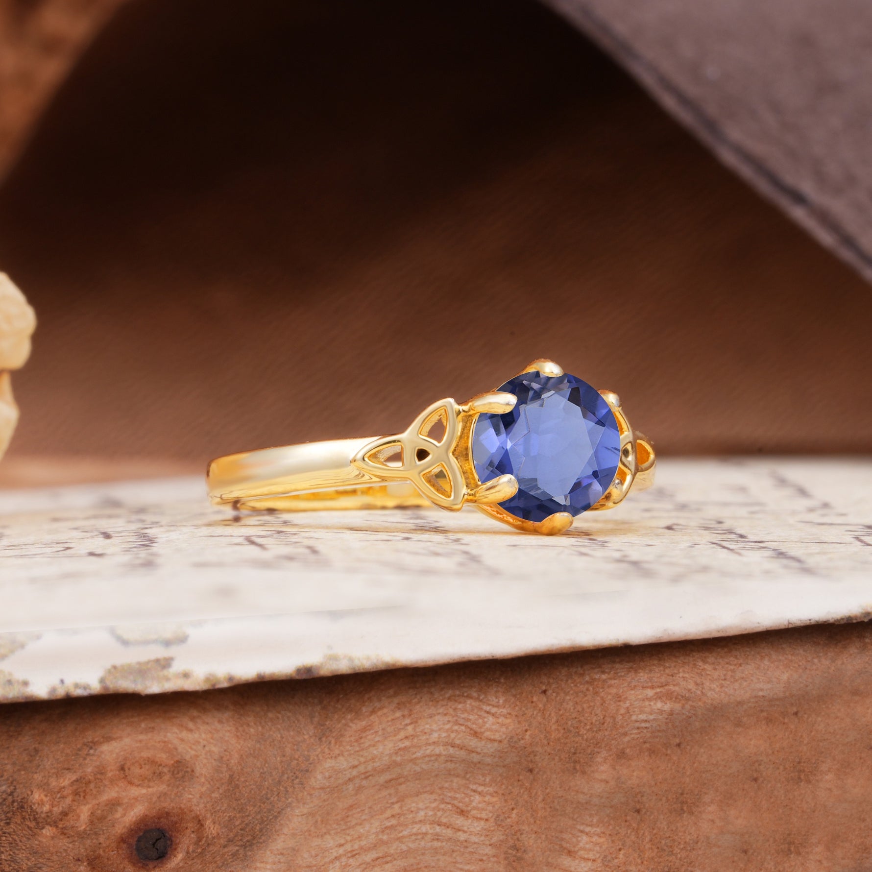 Unique Luxurious 4-Prong Oval Cut Tanzanite Engagement Ring - Additional view