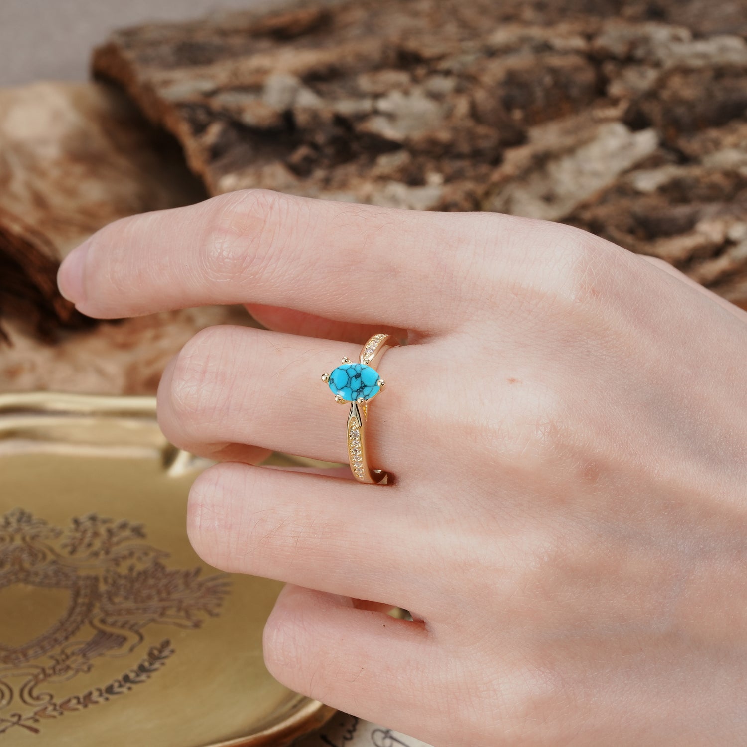 Classic Vintage 6-Prong Oval Cut Turquoise Engagement Ring