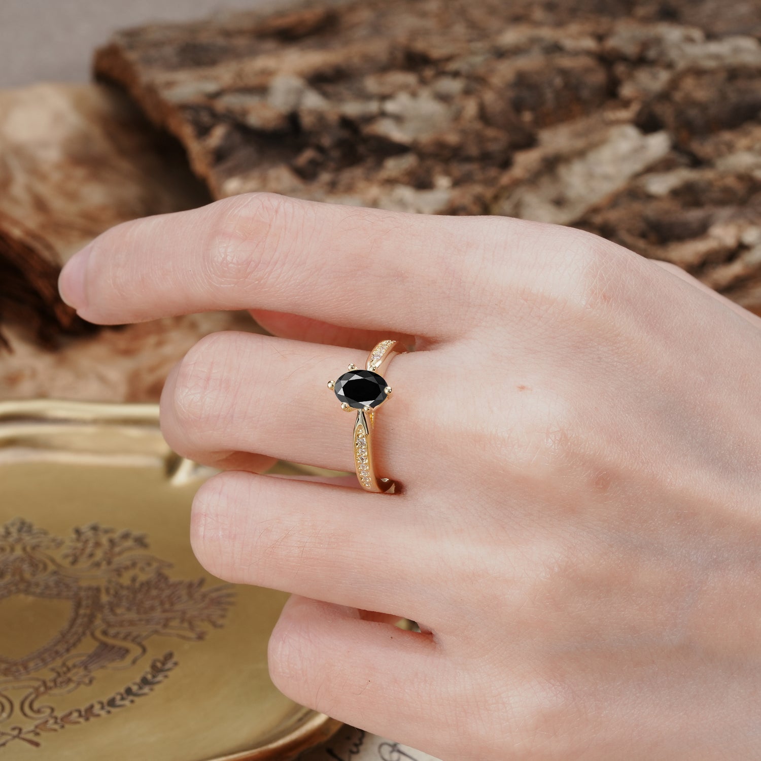 Classic Vintage 6-Prong Oval Cut Black Onyx Engagement Ring