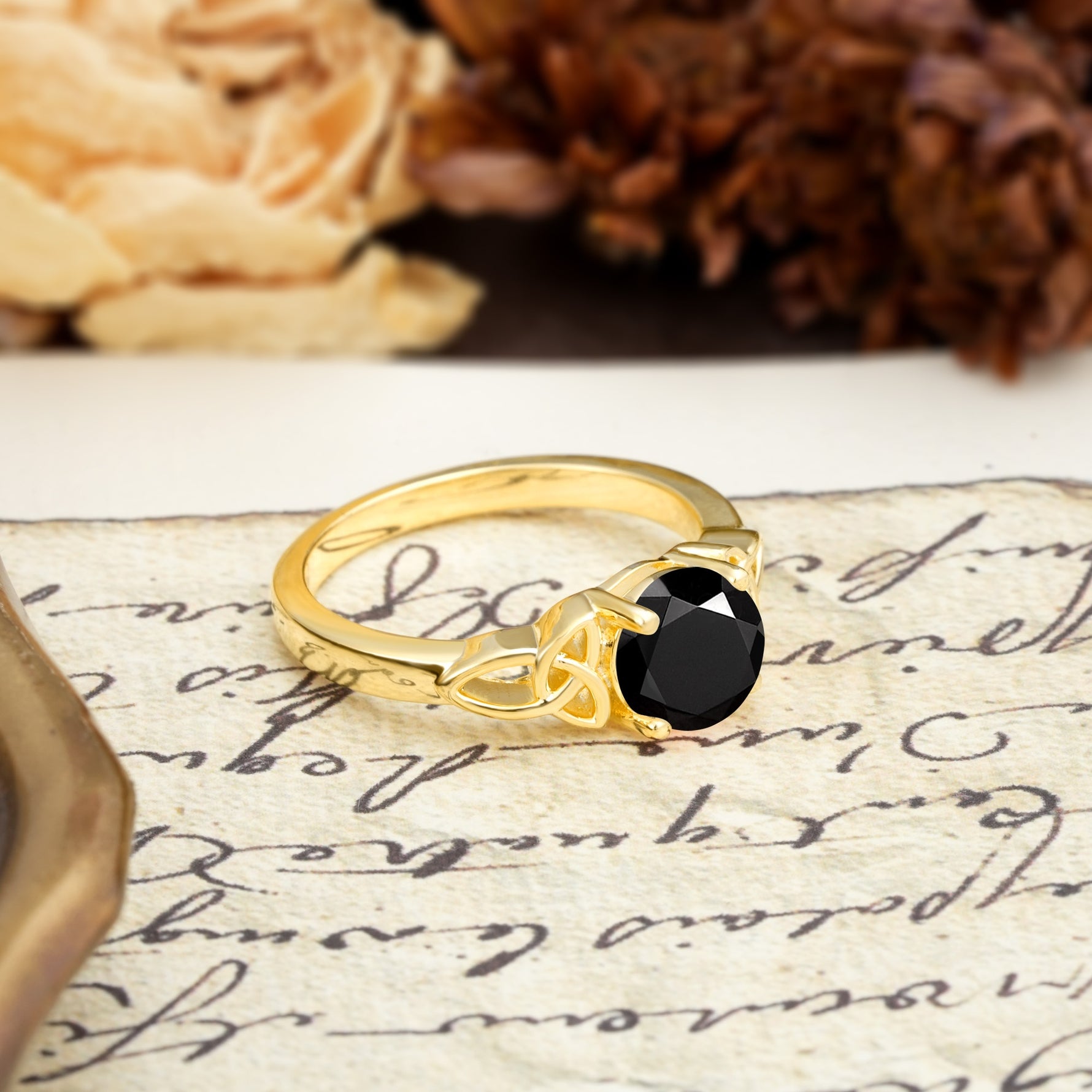 Nature-Inspired, Uniquely Intertwined 4-Prong Round Cut Black Onyx Engagement Ring - Additional view