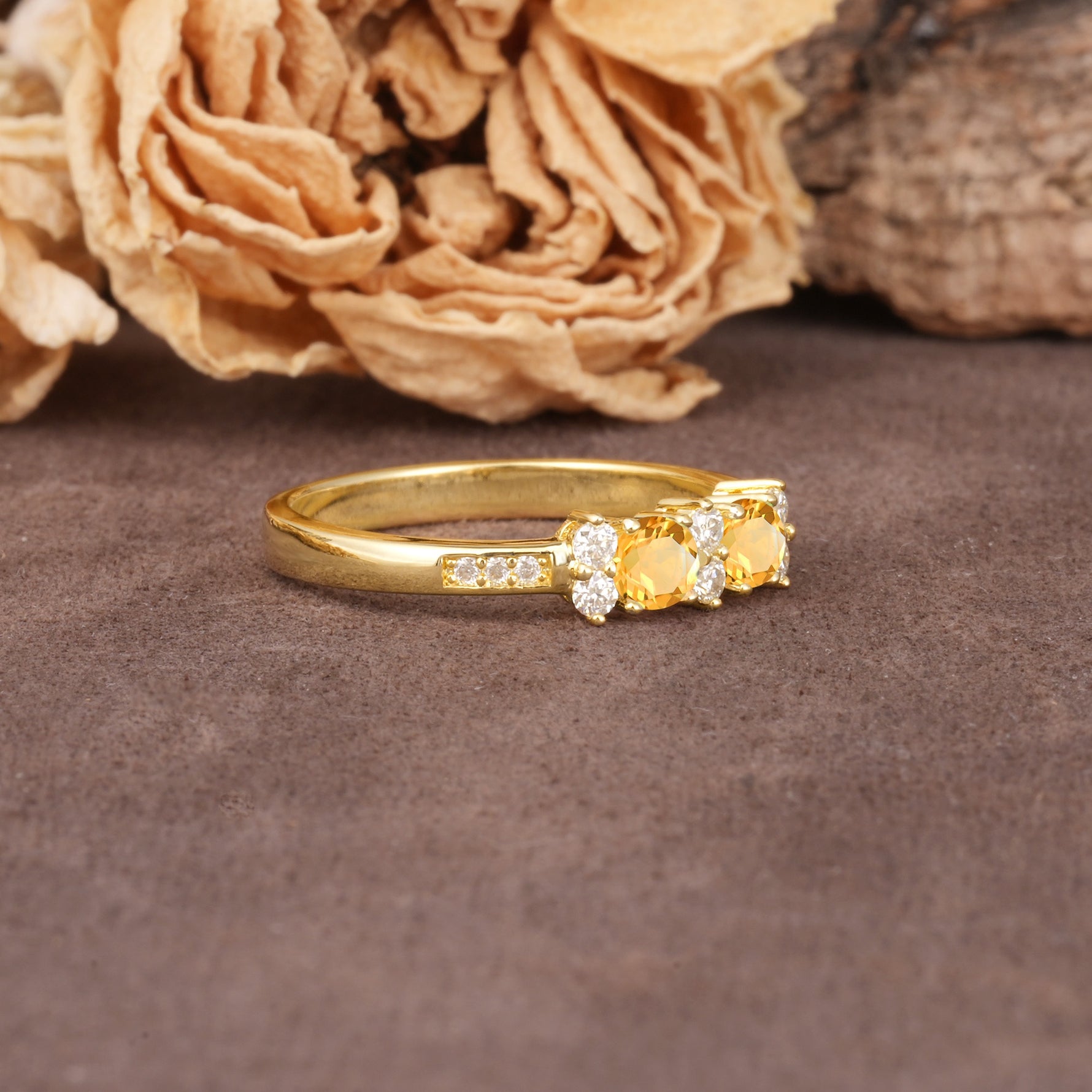 Unique and Luxurious 4-Prong Round Cut Citrine Wedding Ring - Additional view