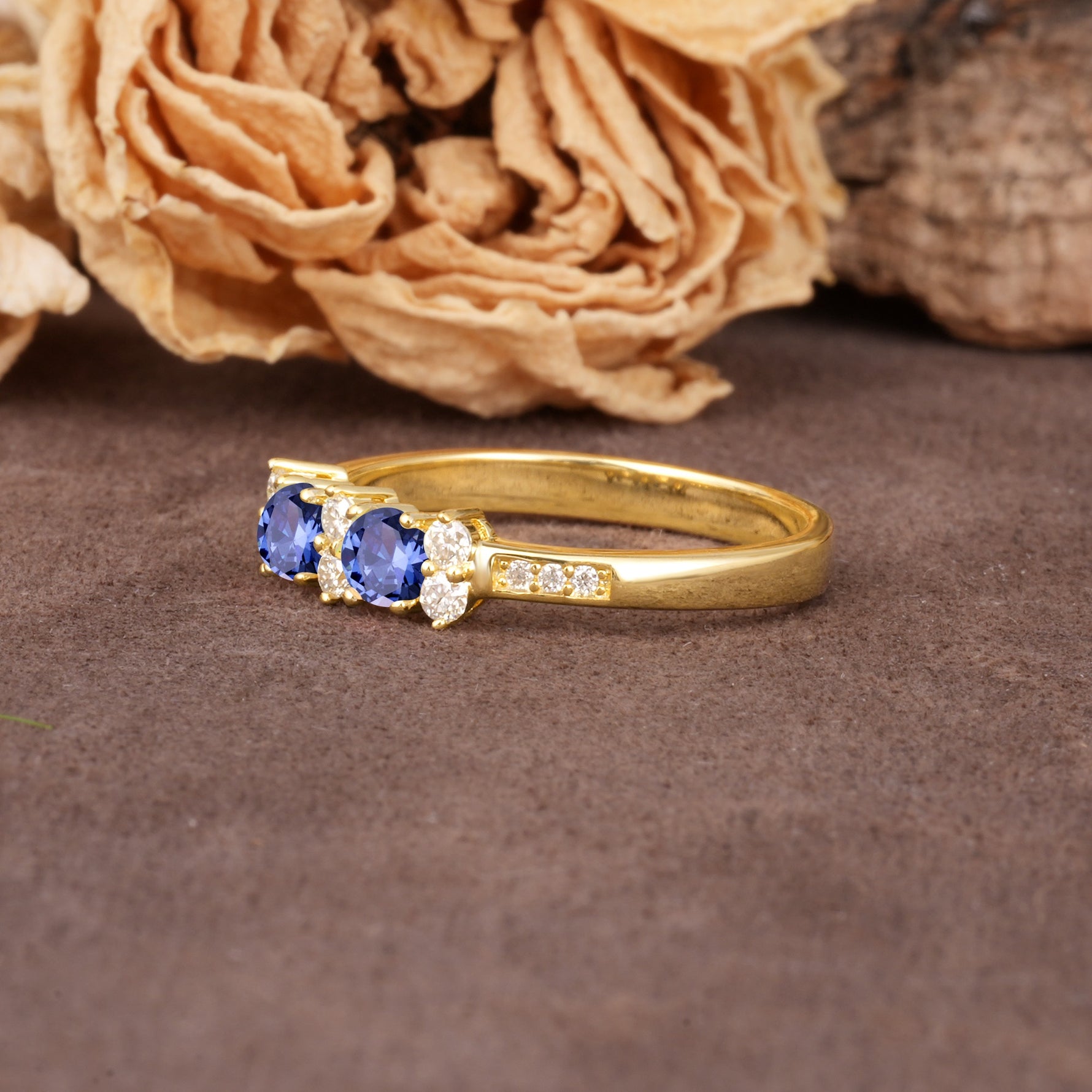 Unique and Luxurious 4-Prong Round Cut Tanzanite Wedding Ring - Additional view