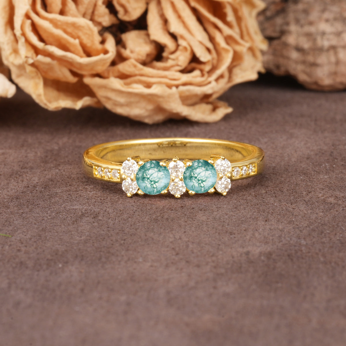 Unique and Luxurious 4-Prong Round Cut Moss Agate Wedding Ring - Additional view