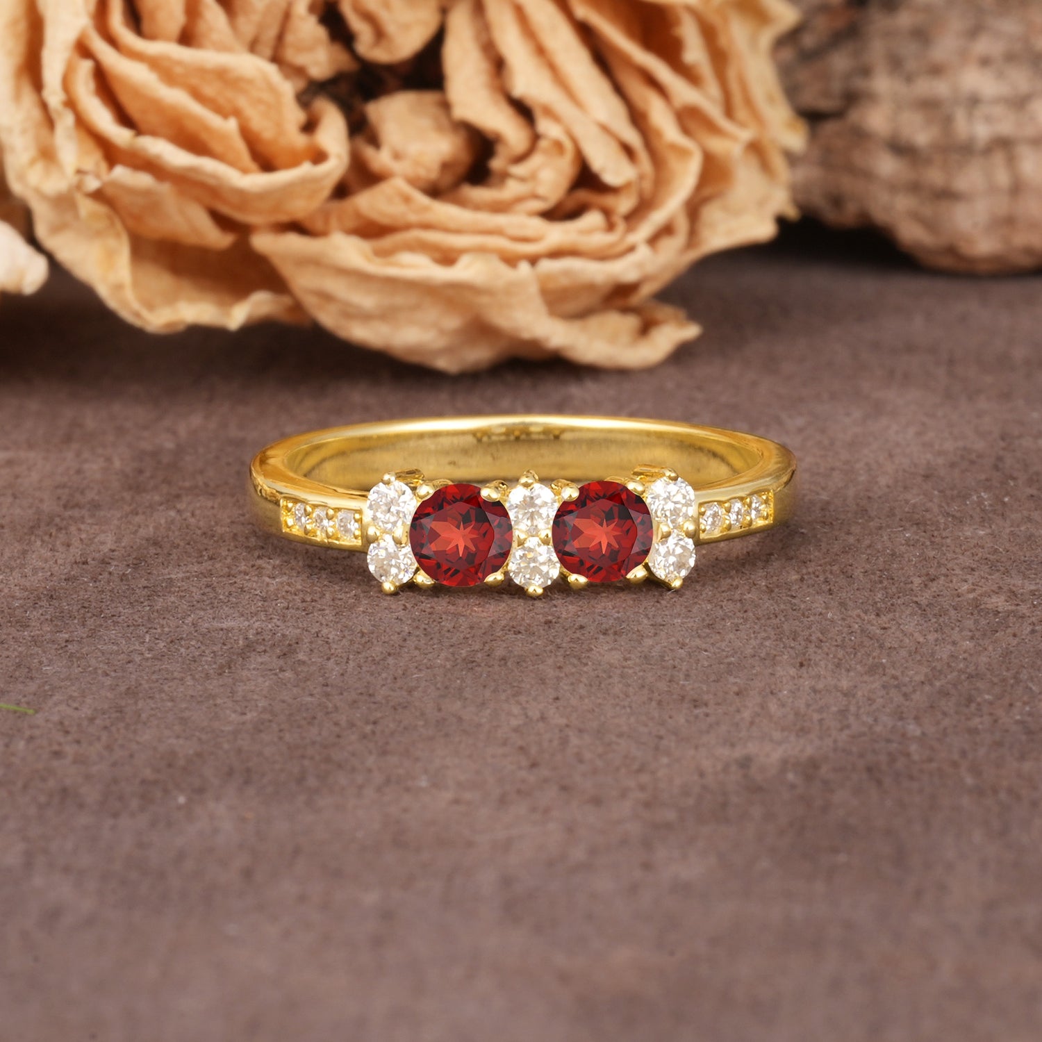 Unique and Luxurious 4-Prong Round Cut Garnet Wedding Ring - Additional view
