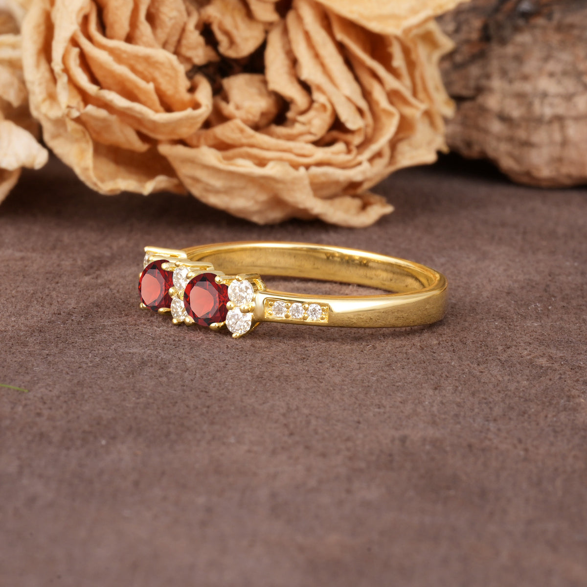 Unique and Luxurious 4-Prong Round Cut Garnet Wedding Ring - Additional view