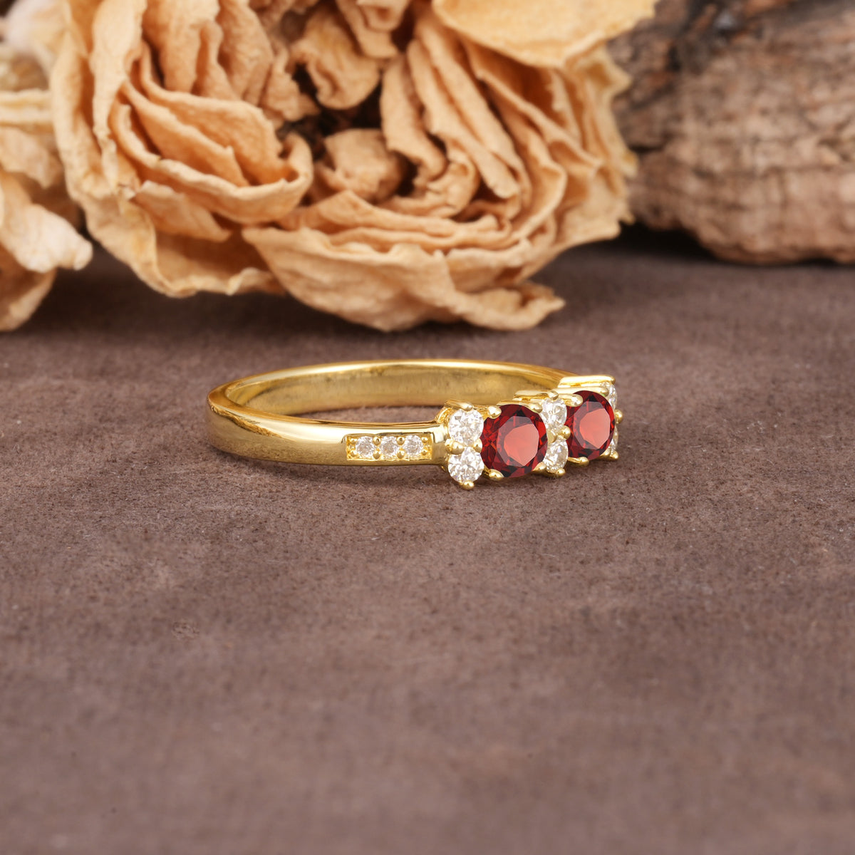 Unique and Luxurious 4-Prong Round Cut Garnet Wedding Ring - Additional view
