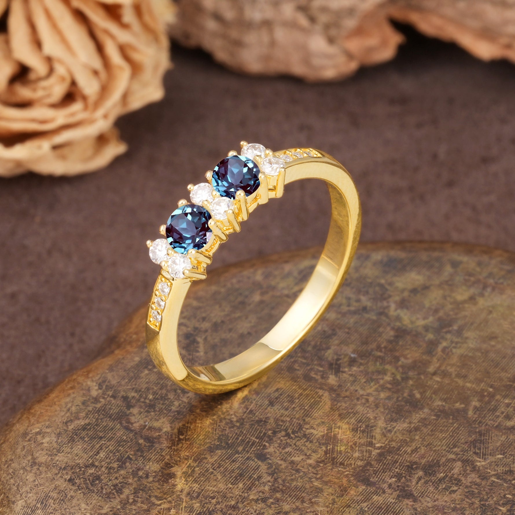 Unique and Luxurious 4-Prong Round Cut Alexandrite Wedding Ring - Additional view