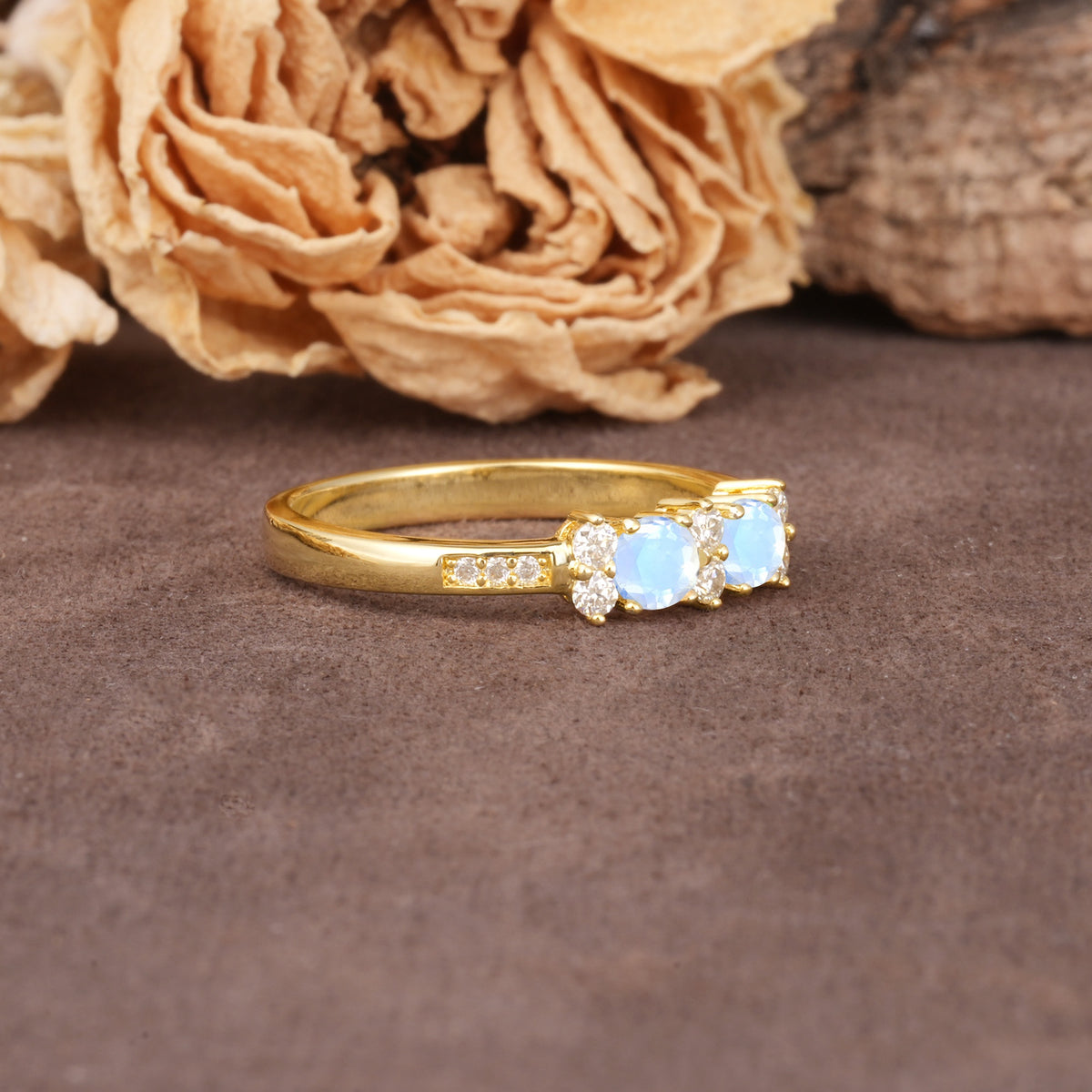Unique and Luxurious 4-Prong Round Cut Moonstone Wedding Ring - Additional view