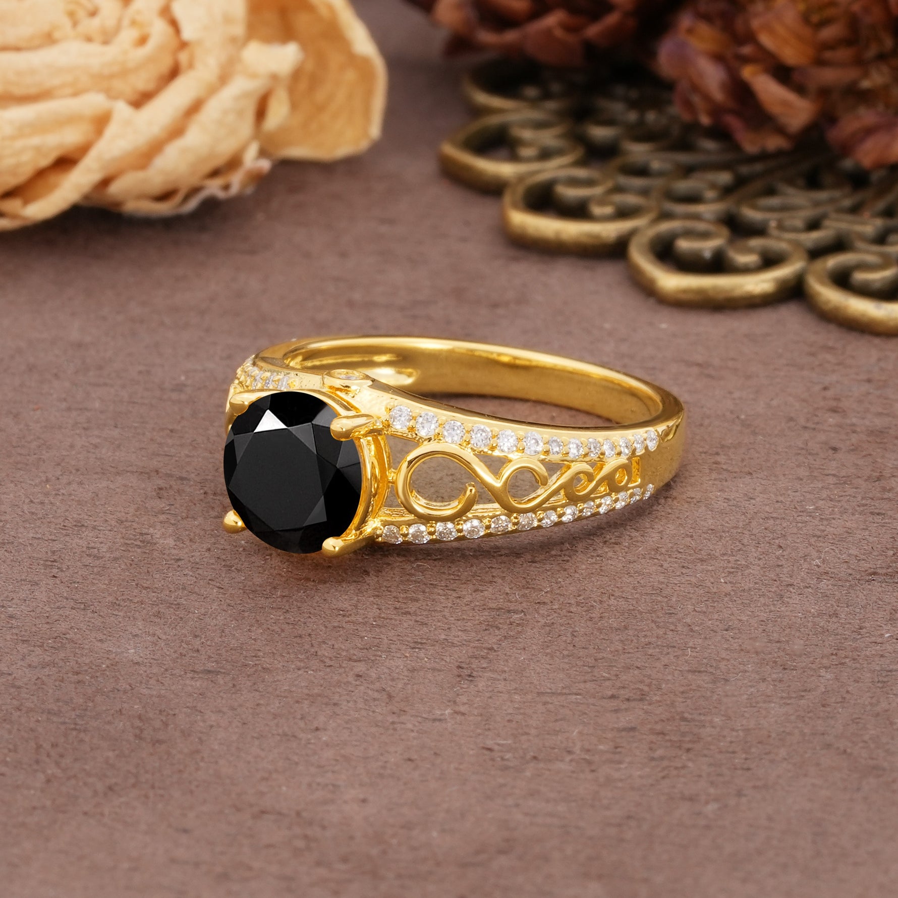 Luxurious and Unique, Entwined 4-Prong Round Cut Black Onyx Engagement Ring - Additional view