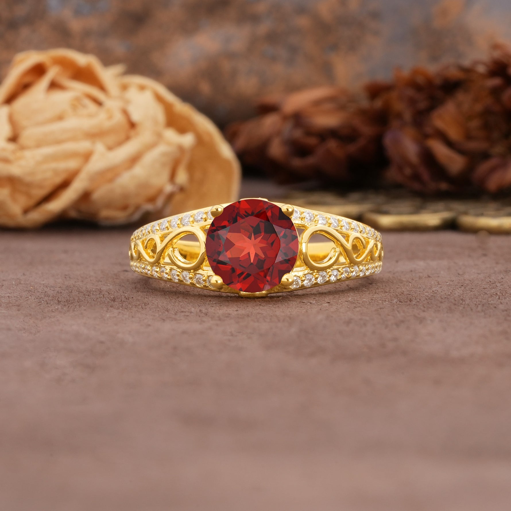 Luxurious and Unique, Entwined 4-Prong Round Cut Garnet Engagement Ring - Additional view