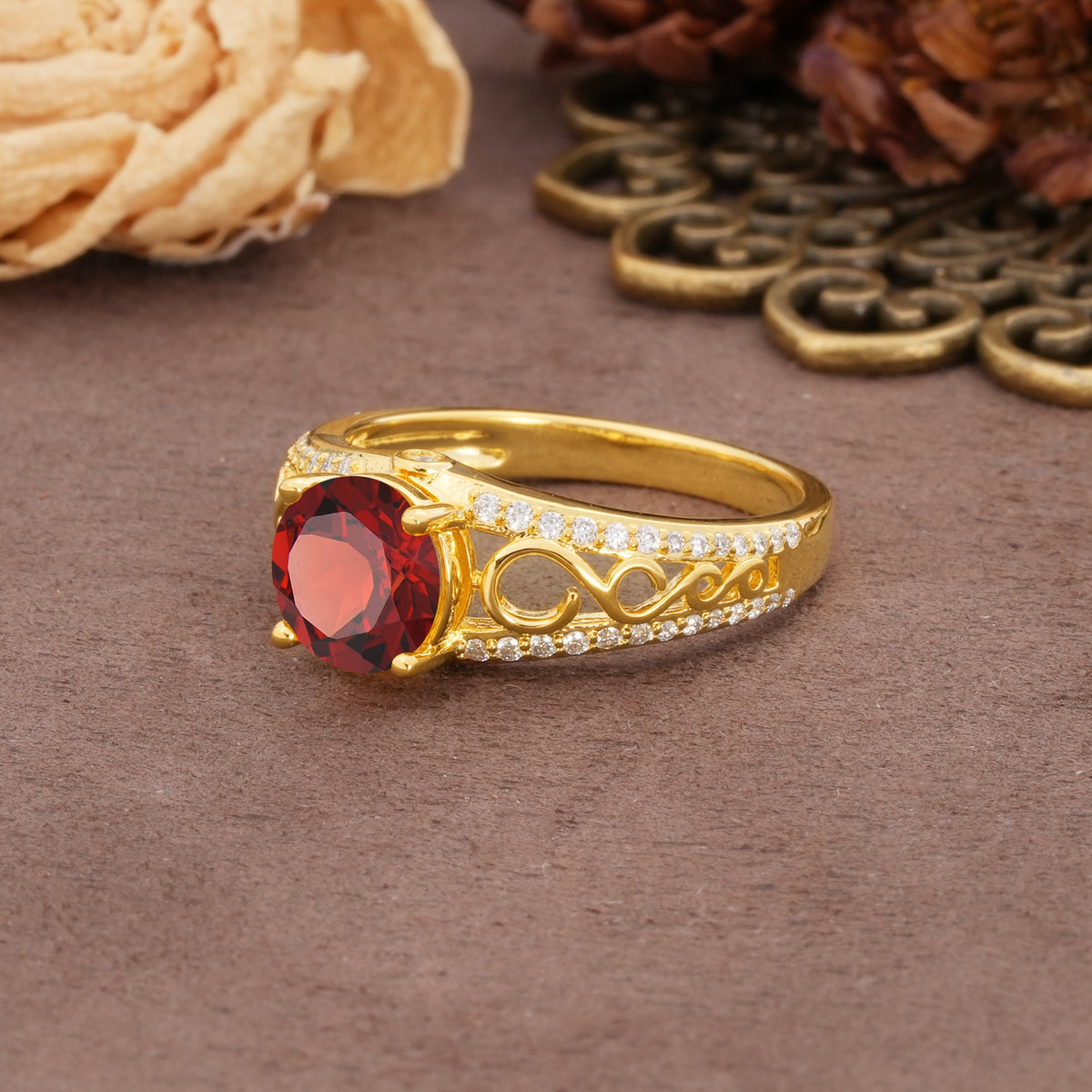 Luxurious and Unique, Entwined 4-Prong Round Cut Garnet Engagement Ring - Additional view