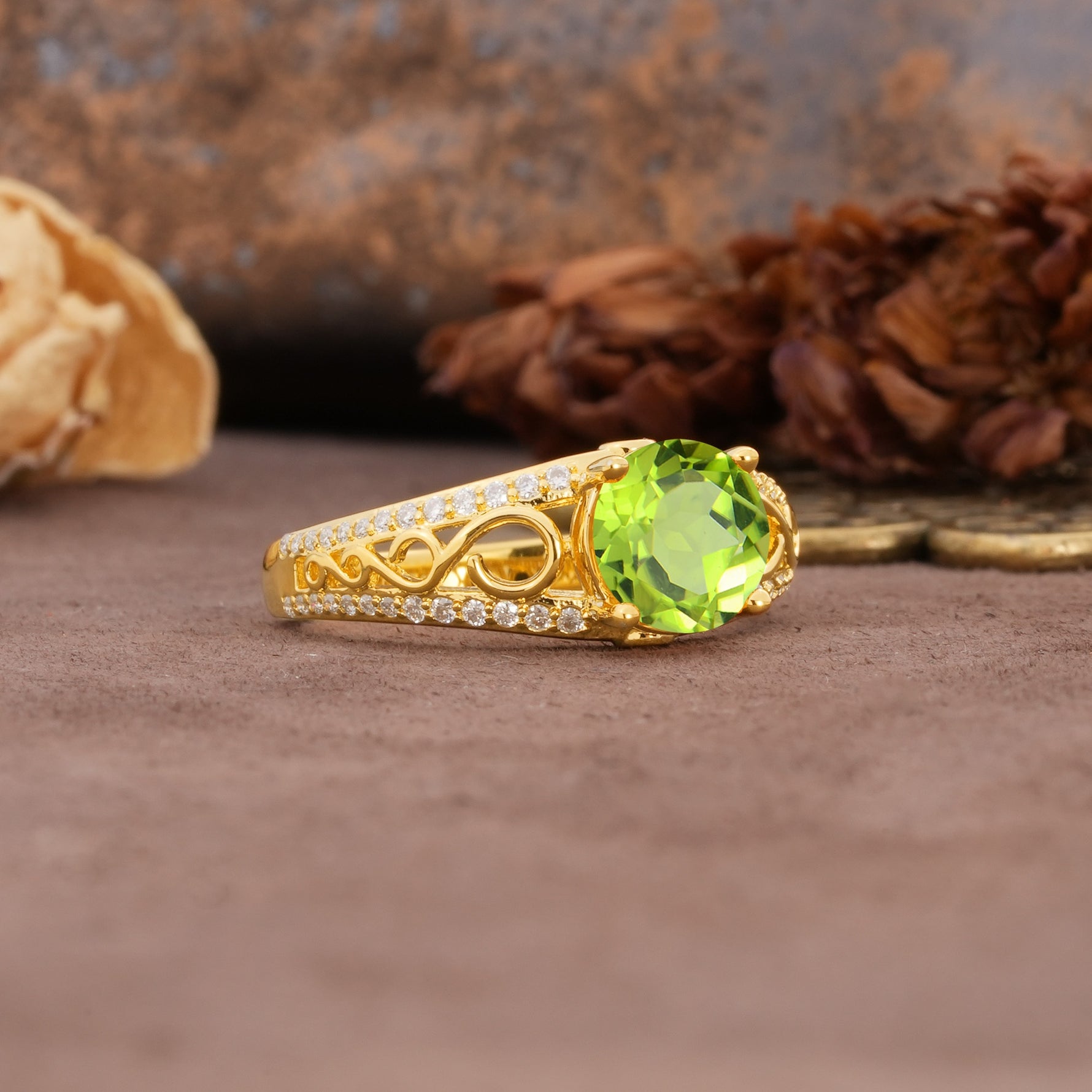 Luxurious and Unique, Entwined 4-Prong Round Cut Peridot Engagement Ring - Additional view