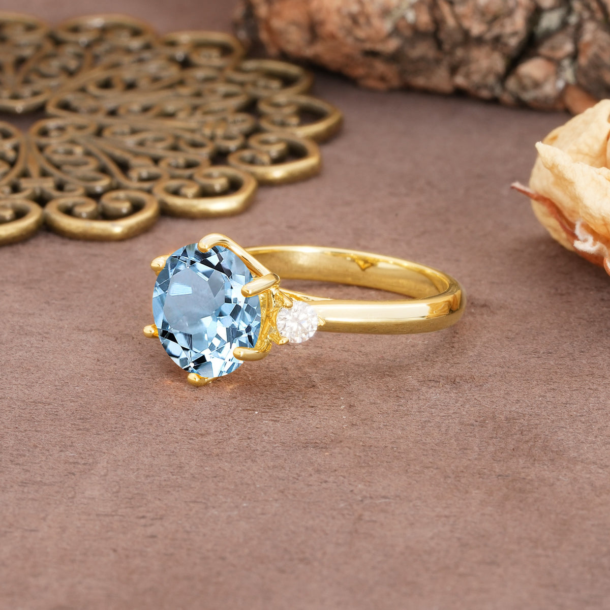 Unique and Minimalist 6-Prong Round Cut Aquamarine Three Stones Engagement Ring - Additional view