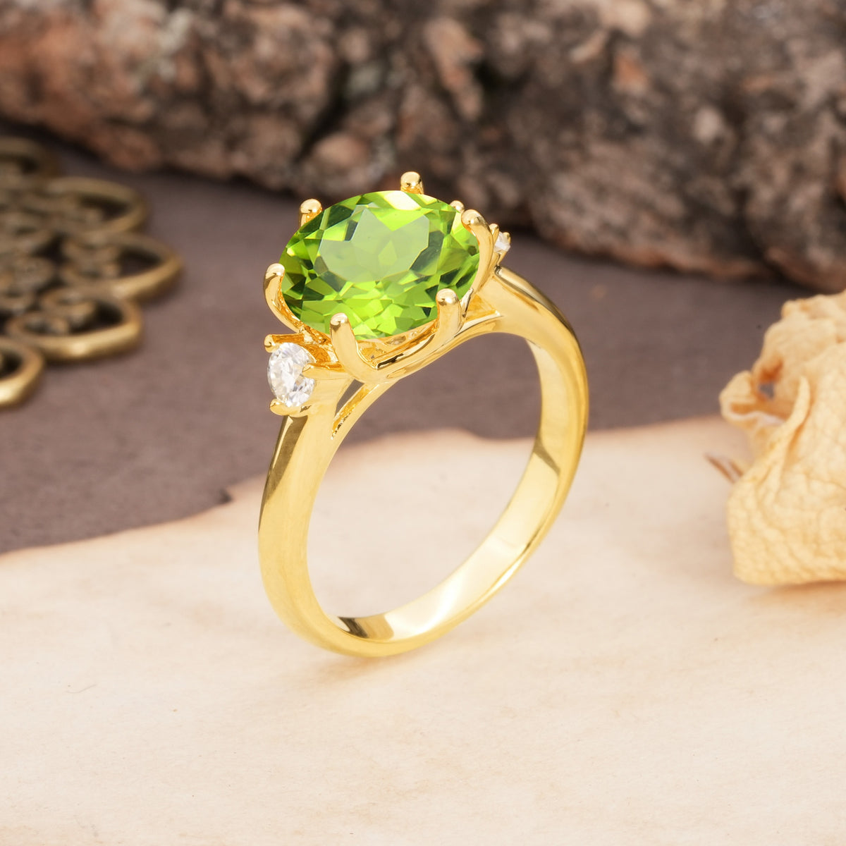 Unique and Minimalist 6-Prong Round Cut Peridot Three Stones Engagement Ring - Additional view