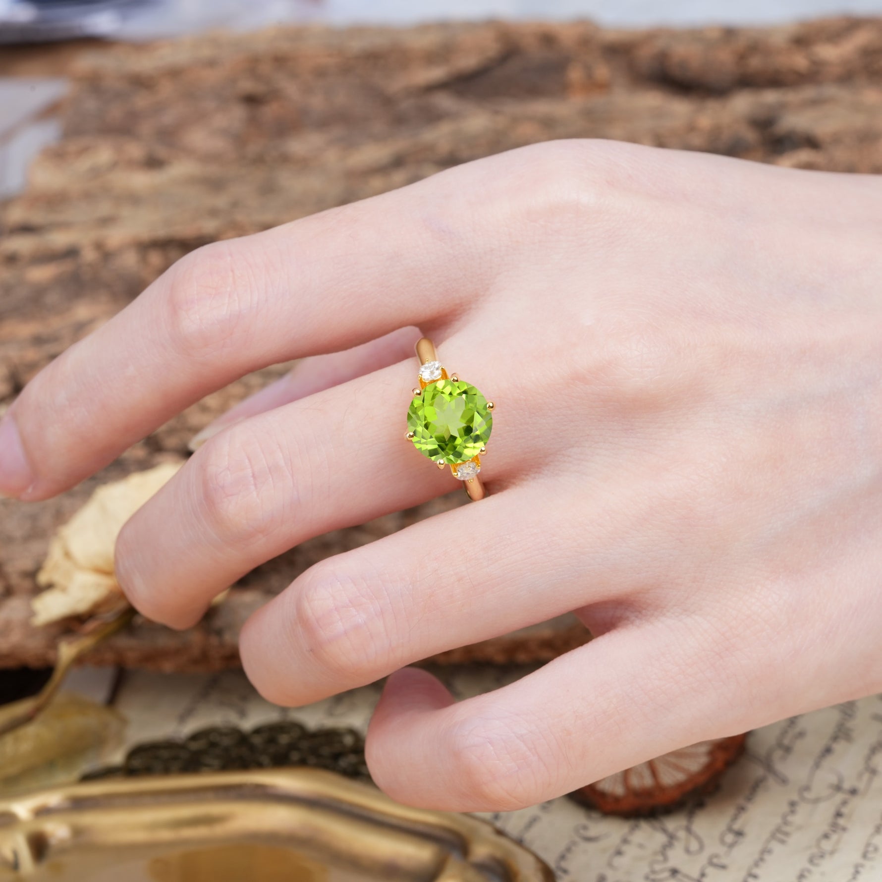 Unique and Minimalist 6-Prong Round Cut Peridot Three Stones Engagement Ring - Additional view