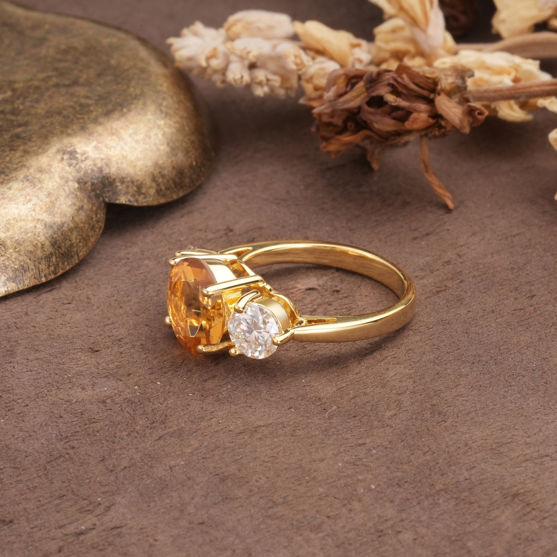 Classic Vintage 4-Prong Round Cut Citrine Three-Stone Wedding Ring - Additional view