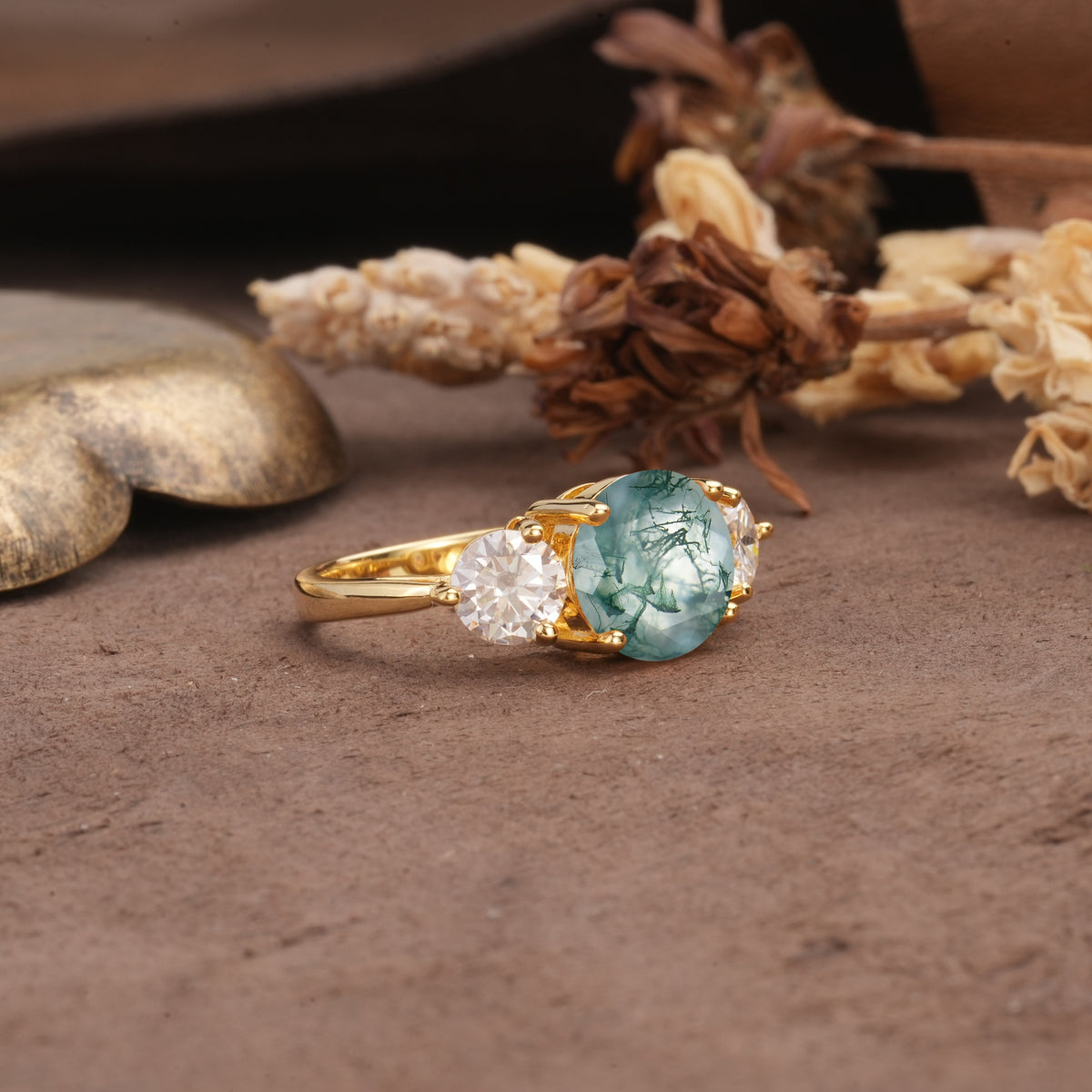 Classic Vintage 4-Prong Round Cut Moss Agate Three-Stone Wedding Ring - Additional view