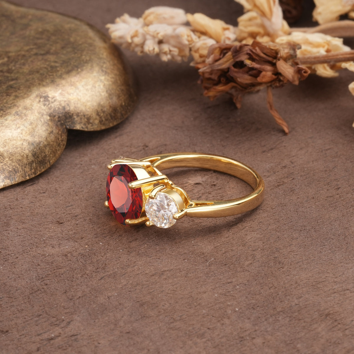 Classic Vintage 4-Prong Round Cut Garnet Three-Stone Wedding Ring - Additional view