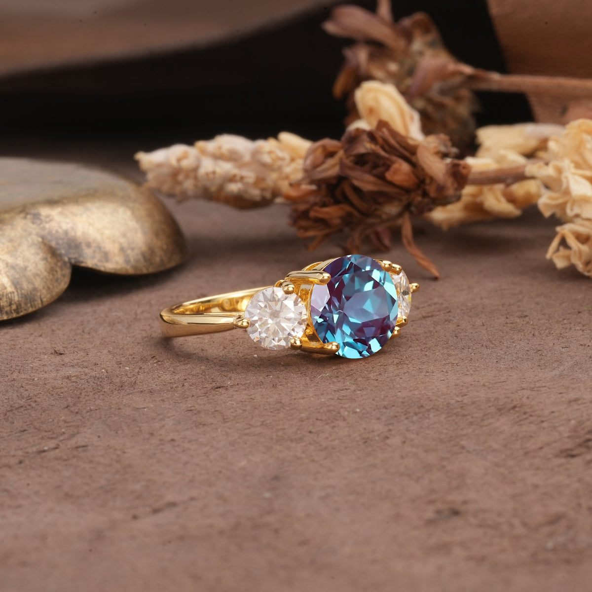 Classic Vintage 4-Prong Round Cut Alexandrite Three-Stone Wedding Ring - Additional view