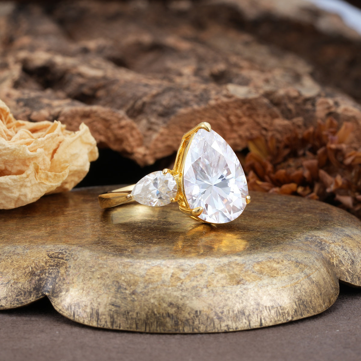 Classic, Minimalist 3-Prong Pear Cut Moissanite Two Stones Wedding Ring - Additional view