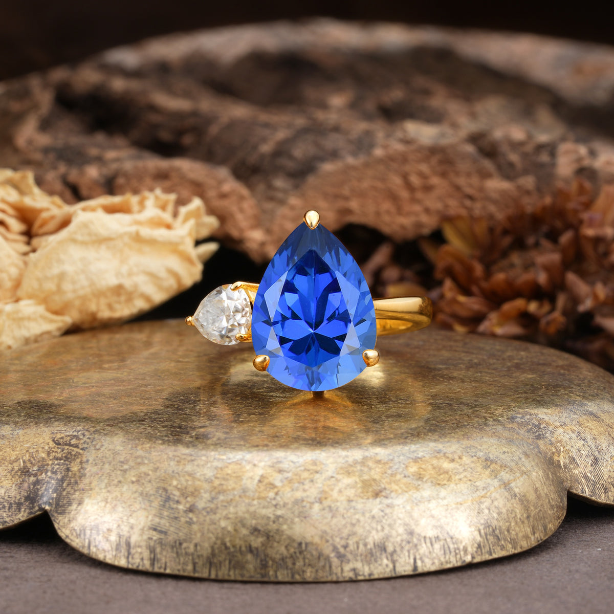 Classic, Minimalist 3-Prong Pear Cut Sapphire Two Stones Wedding Ring - Additional view