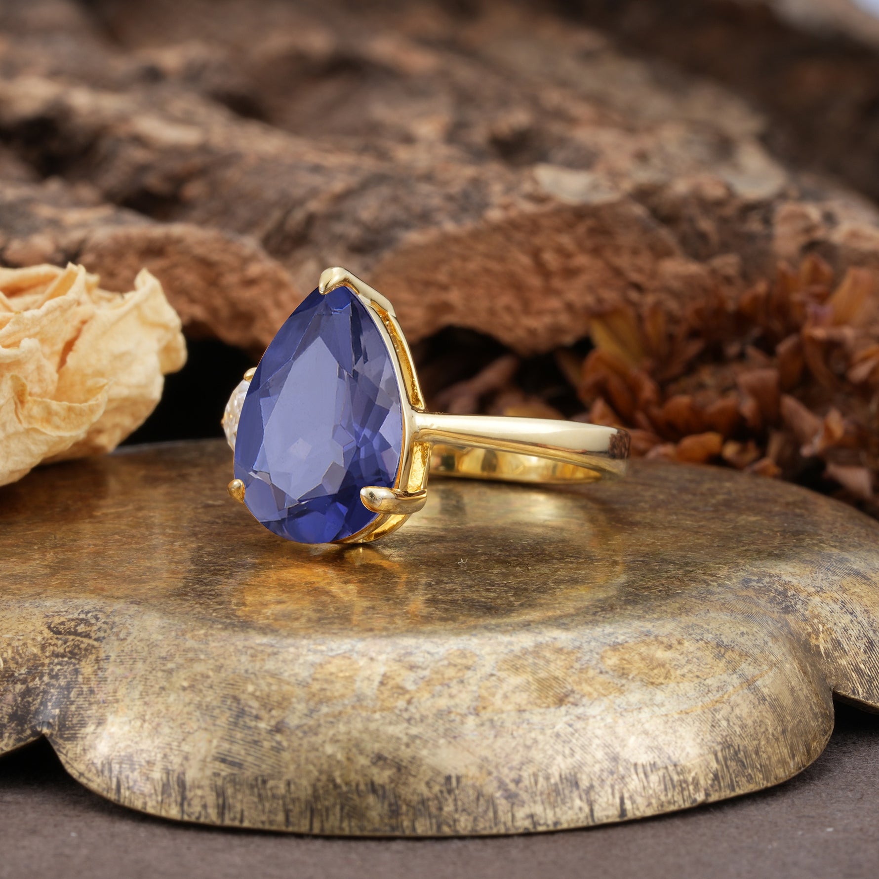 Classic, Minimalist 3-Prong Pear Cut Tanzanite Two Stones Wedding Ring - Additional view