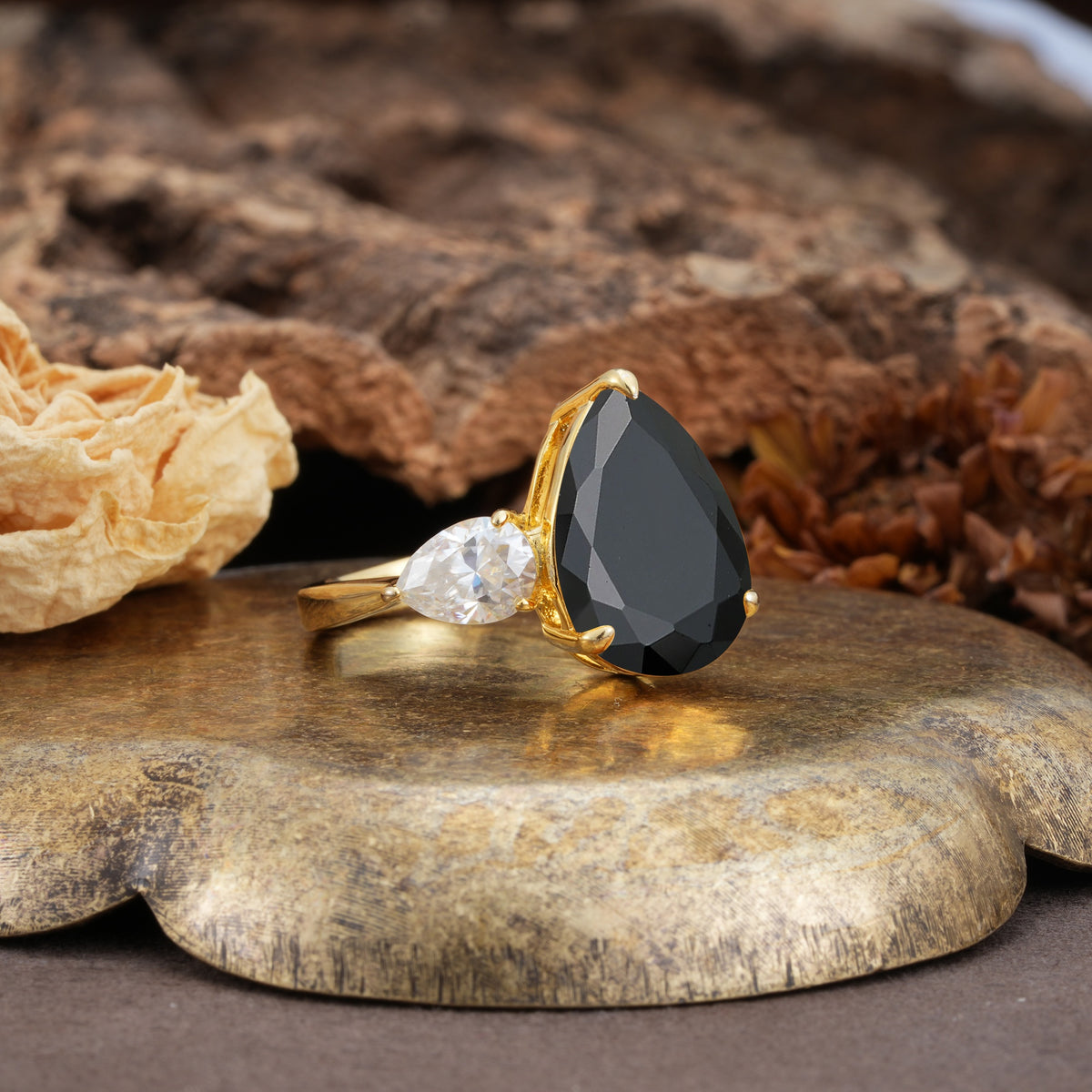 Classic, Minimalist 3-Prong Pear Cut Black Onyx Two Stones Wedding Ring - Additional view
