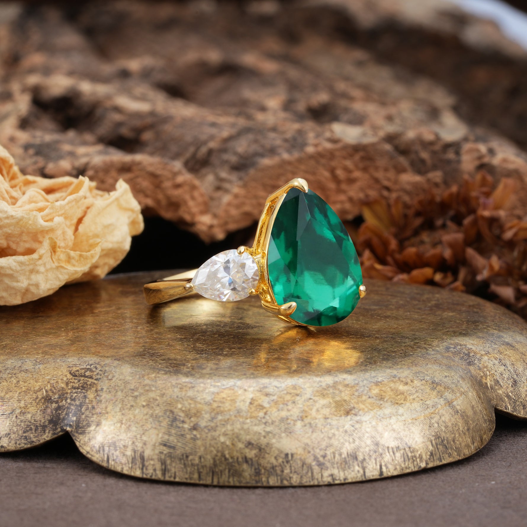 Classic, Minimalist 3-Prong Pear Cut Emerald Two Stones Wedding Ring - Additional view