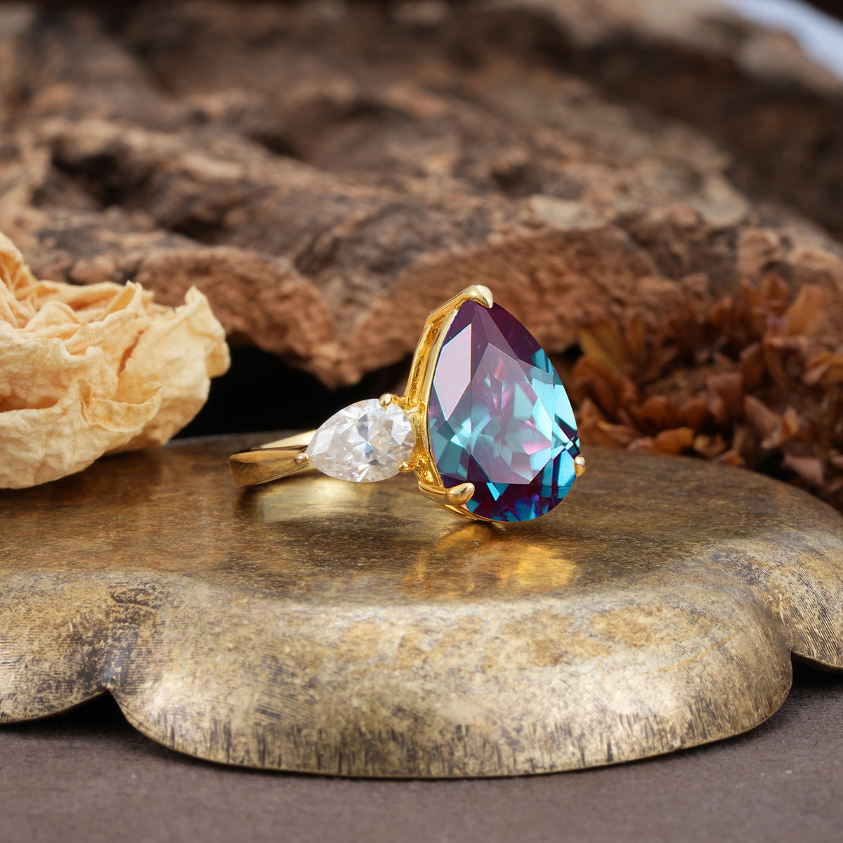 Classic, Minimalist 3-Prong Pear Cut Alexandrite Two Stones Wedding Ring - Additional view