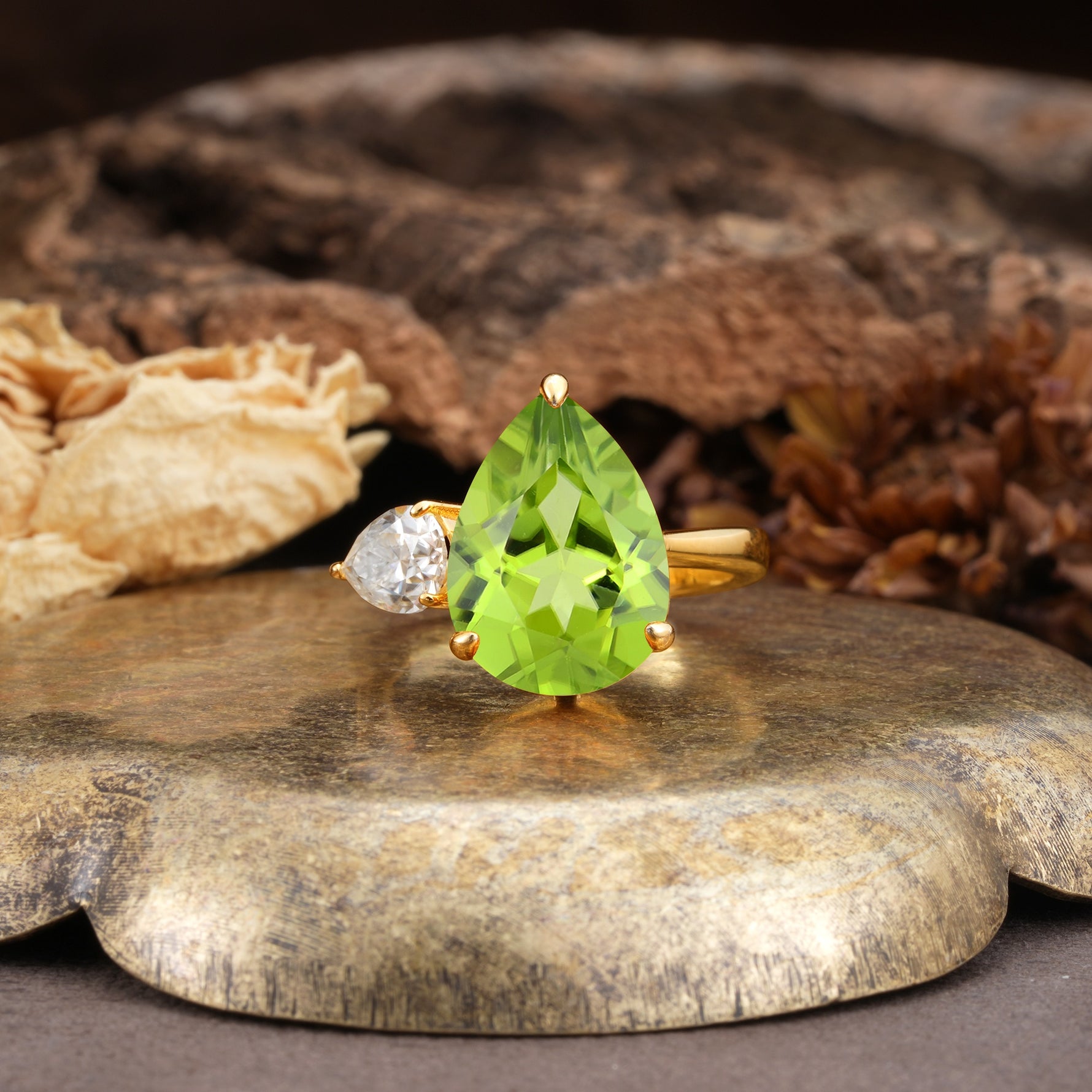 Classic, Minimalist 3-Prong Pear Cut Peridot Two Stones Wedding Ring - Additional view