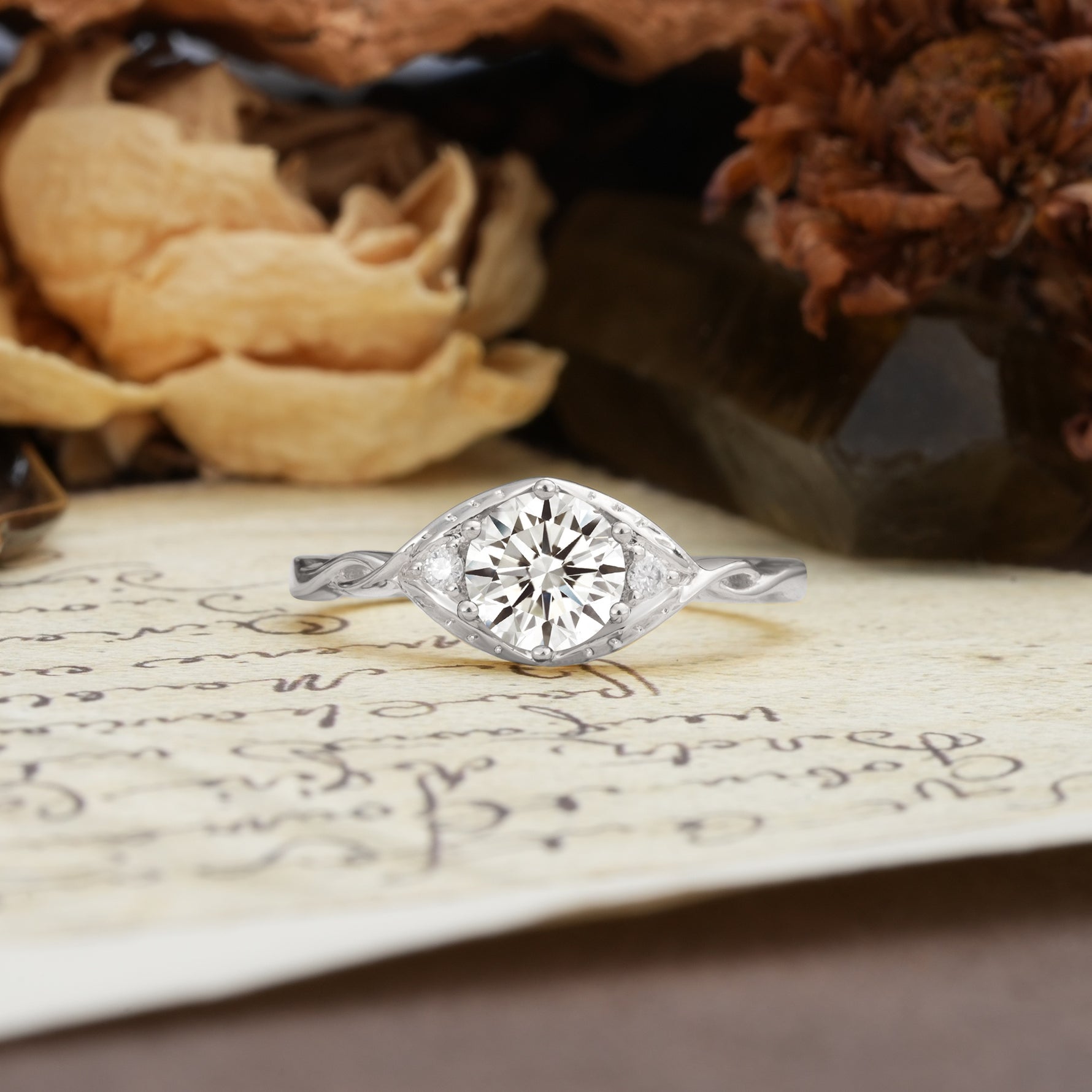 Retro Twisted Demon's Eye — 6-Prong Round Cut Lab Diamond Engagement Ring - Additional view