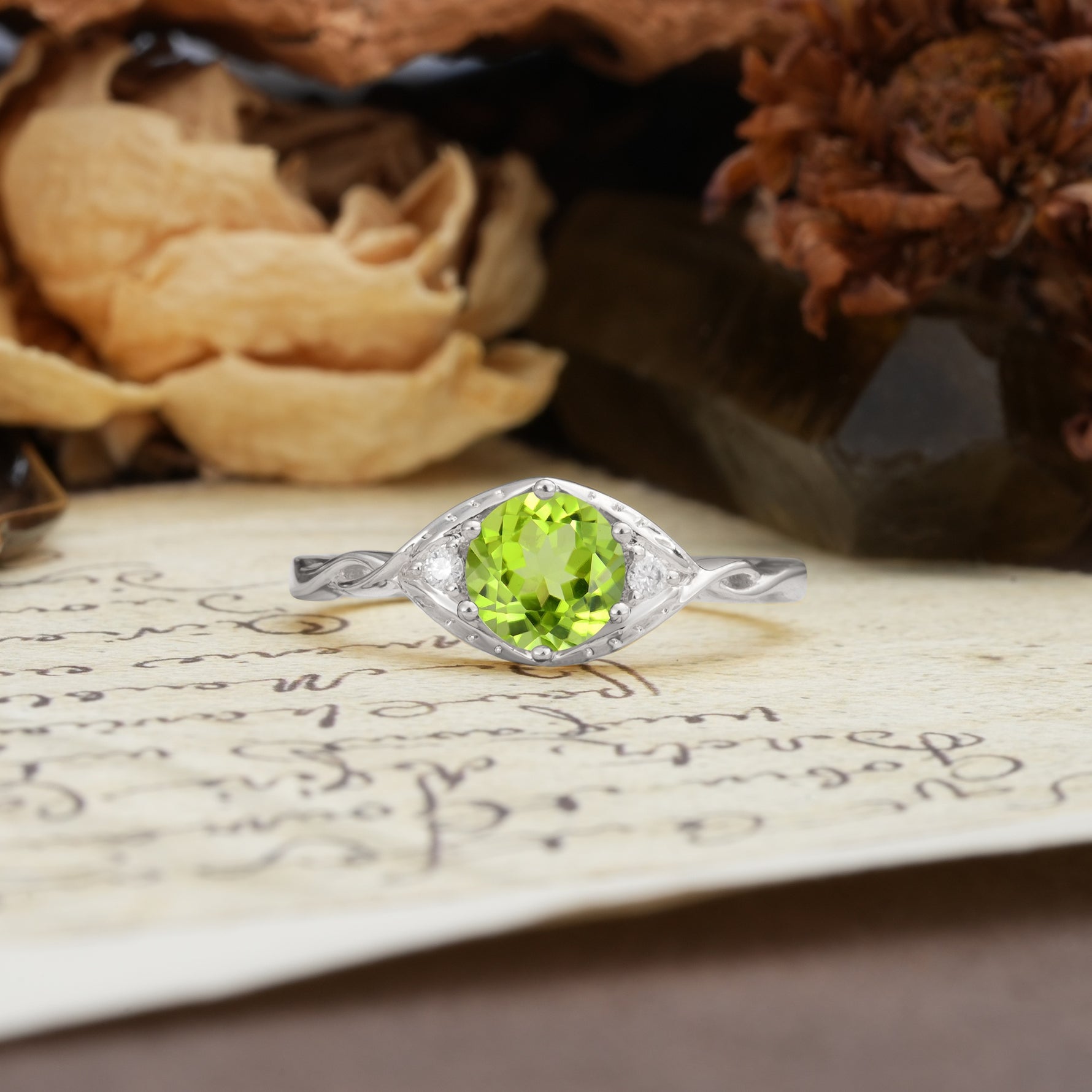 Retro Twisted Demon's Eye — 6-Prong Round Cut Peridot Engagement Ring - Additional view