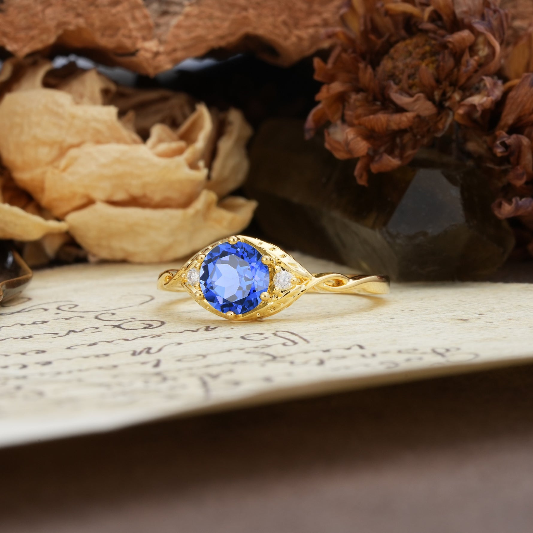 Retro Twisted Demon's Eye — 6-Prong Round Cut Sapphire Engagement Ring - Additional view
