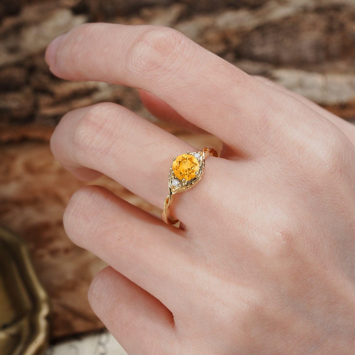 Retro Twisted Demon's Eye — 6-Prong Round Cut Citrine Engagement Ring