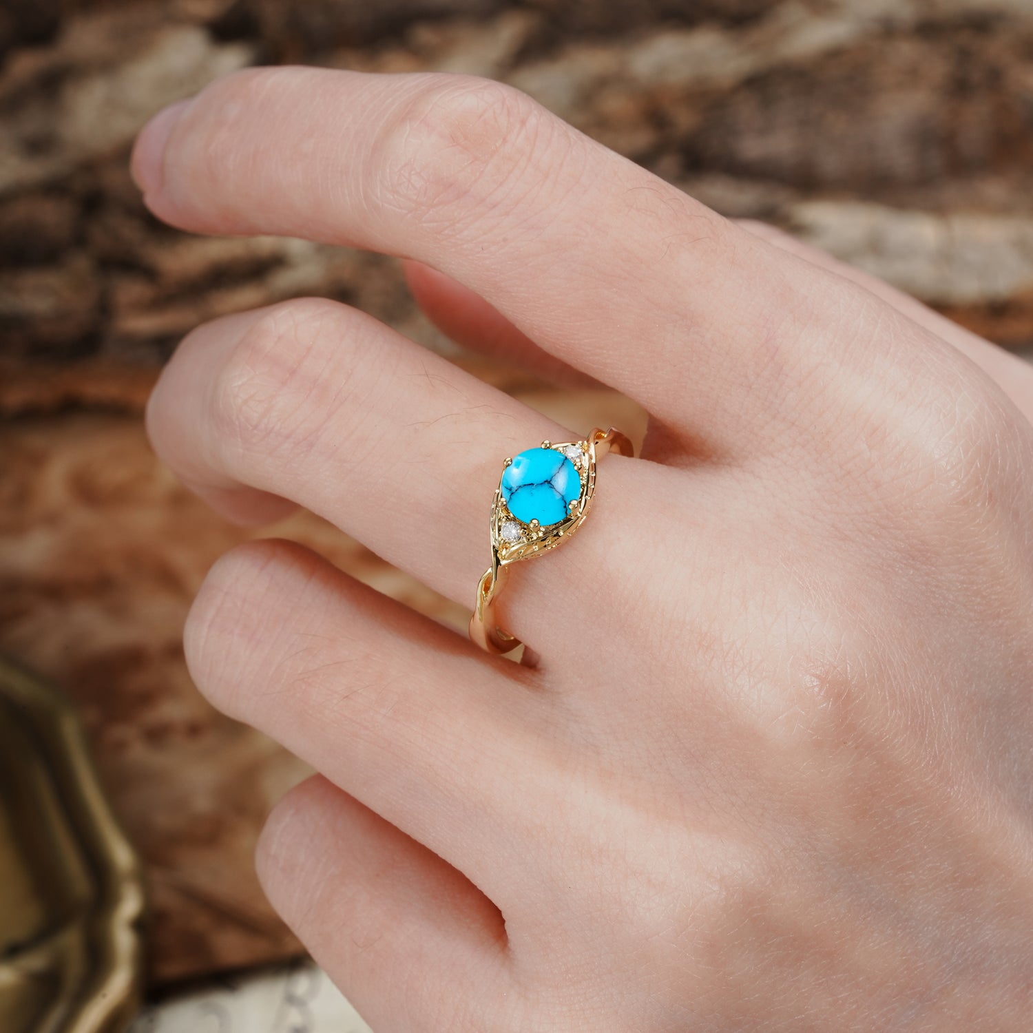 Retro Twisted Demon's Eye — 6-Prong Round Cut Turquoise Engagement Ring