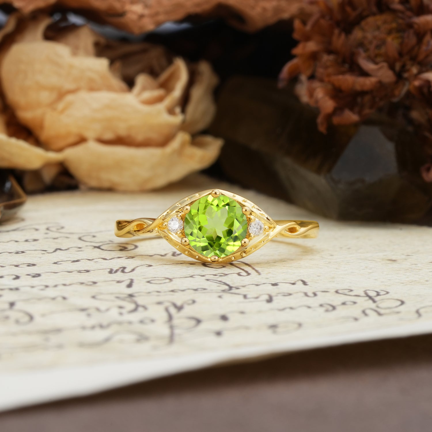 Retro Twisted Demon's Eye — 6-Prong Round Cut Peridot Engagement Ring