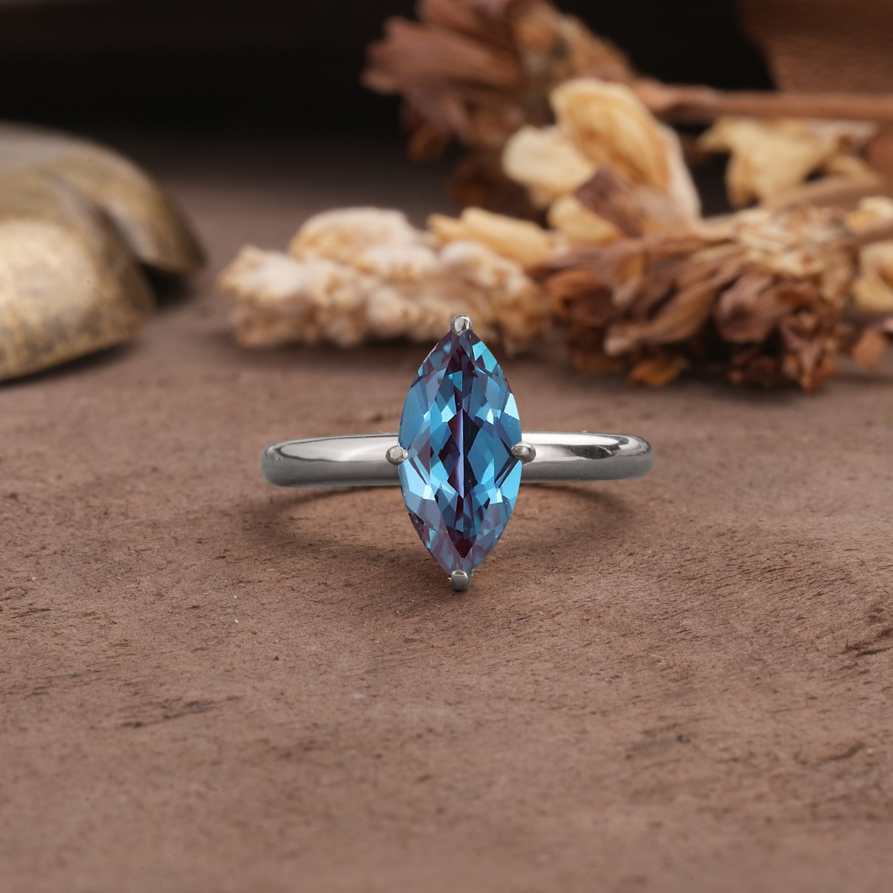 Unique and Luxurious 4-Prong Marquise Cut Alexandrite Engagement Ring - Additional view