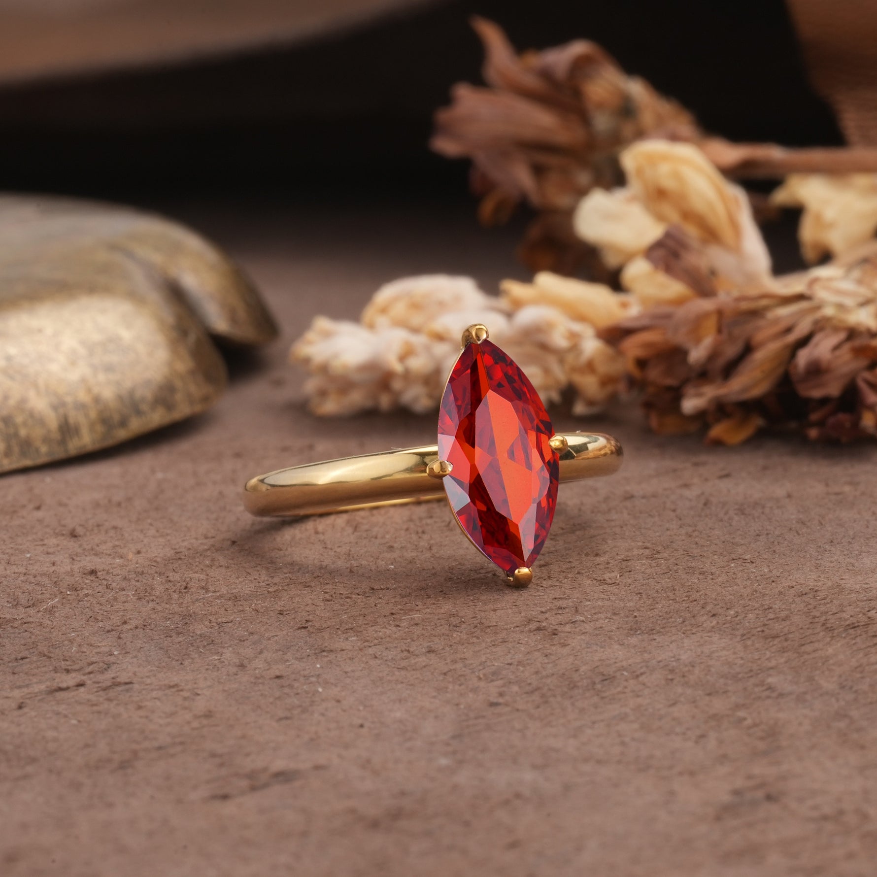 Unique and Luxurious 4-Prong Marquise Cut Garnet Engagement Ring - Additional view