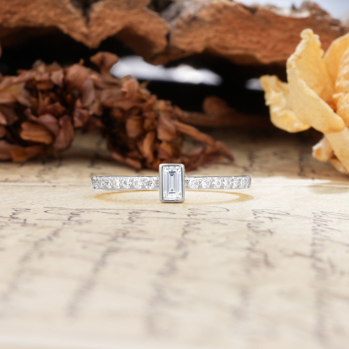 Unique and Classic: Inlaid with an Emerald-Cut Moissanite Engagement Ring - Additional view