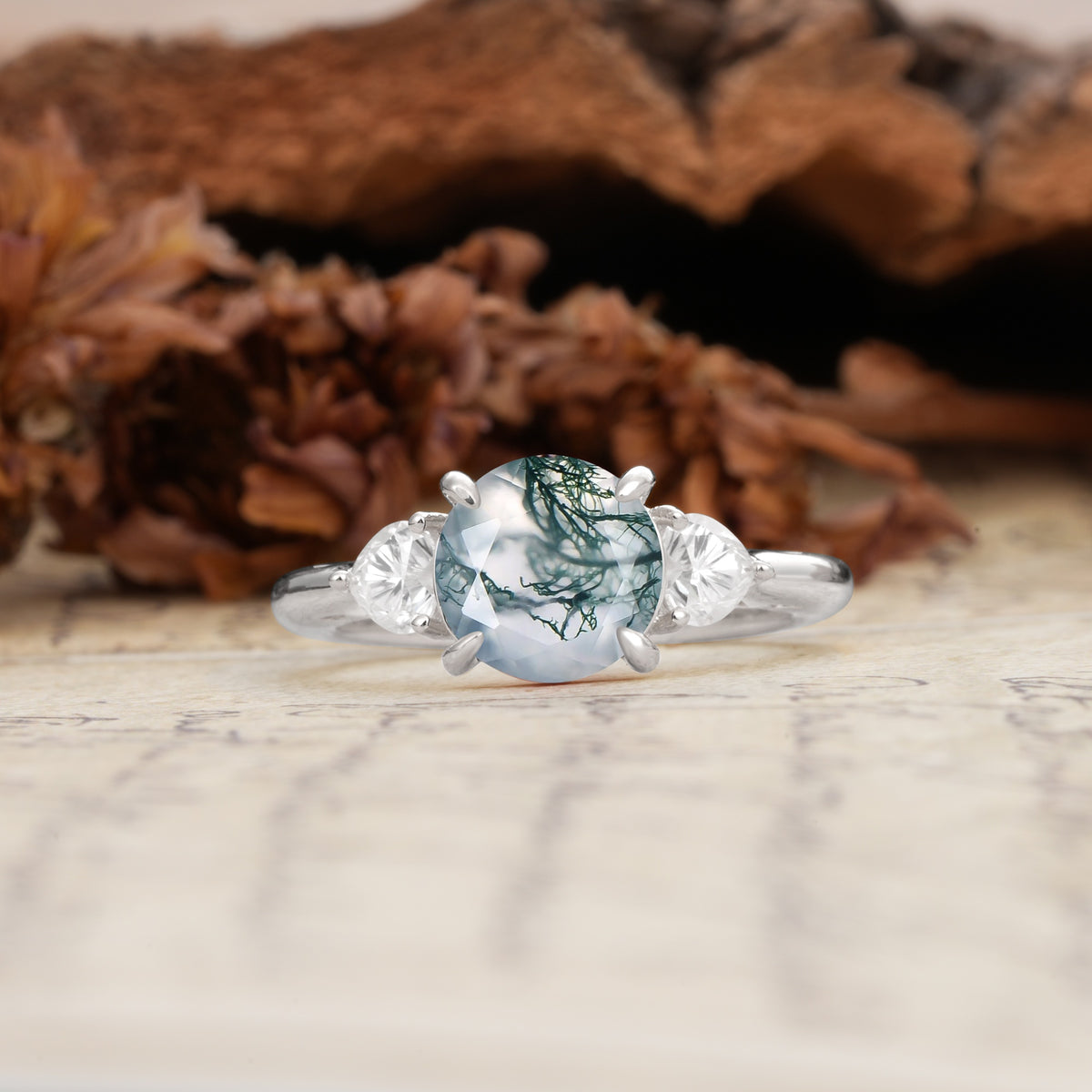 Minimalist 4-Prong Round Cut Moss Agate Three Stones Wedding Ring - Additional view