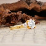 Minimalist 4-Prong Round Cut Moissanite Three Stones Wedding Ring - Additional view