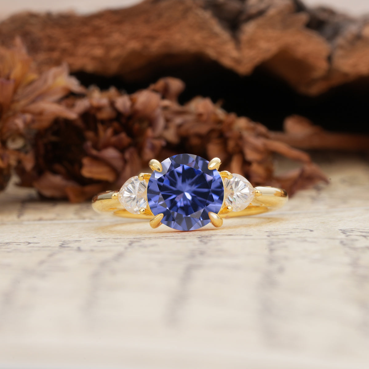 Minimalist 4-Prong Round Cut Tanzanite Three Stones Wedding Ring - Additional view