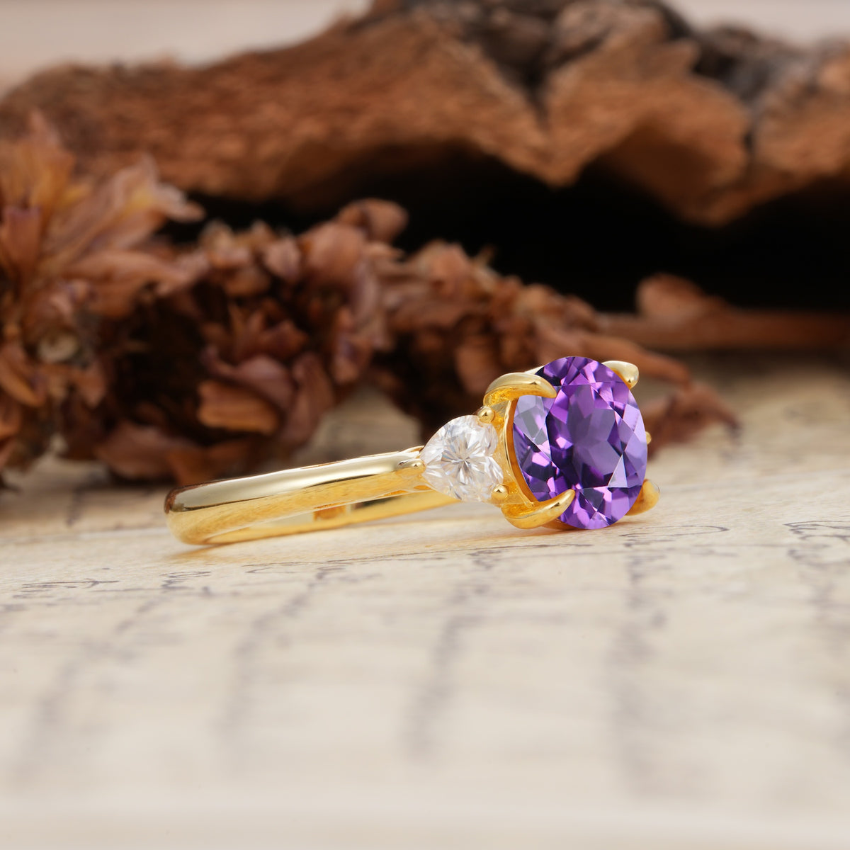 Minimalist 4-Prong Round Cut Amethyst Three Stones Wedding Ring - Additional view
