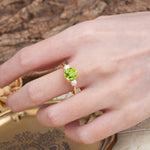 Minimalist 4-Prong Round Cut Peridot Three Stones Wedding Ring - Additional view