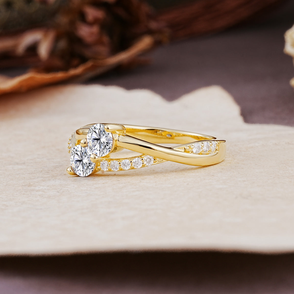 Unique Classic 3-Prong Round CutLab Diamond Engagement Ring - Additional view
