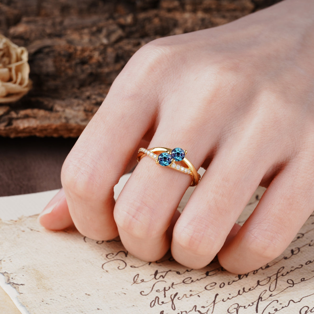 Unique Classic 3-Prong Round CutAlexandrite Engagement Ring - Additional view