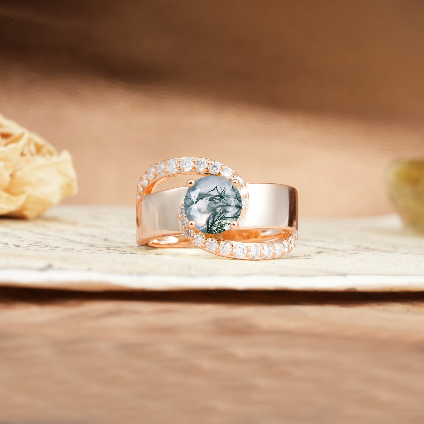 Retro-Luxe Twisted 4-Prong Round Cut Moss Agate Engagement Ring - Additional view