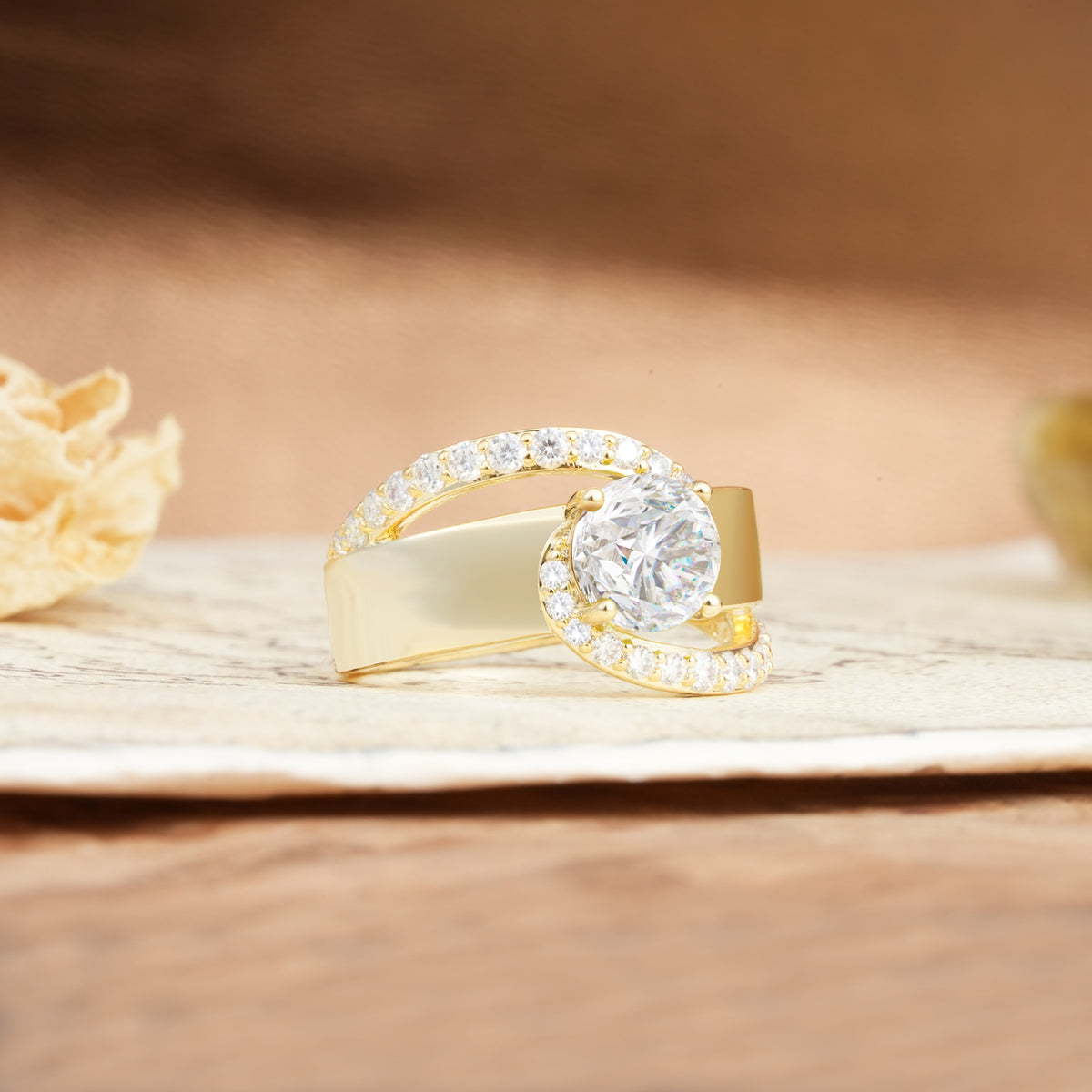 Retro-Luxe Twisted 4-Prong Round Cut Moissanite Engagement Ring - Additional view
